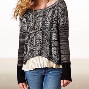 American Eagle Marled Cable Knit Sweater - Large